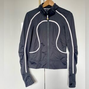 Lululemon athletica Define Jacket Medium